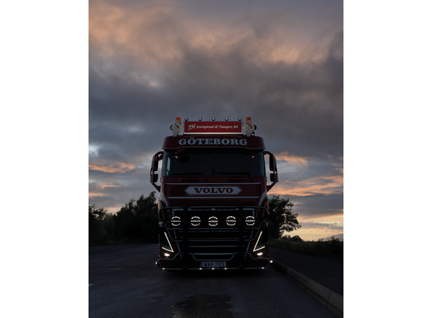 OZZ XR2 P9" fjernlys Hvit 16 LED, m/parklys, 15000 lumen 