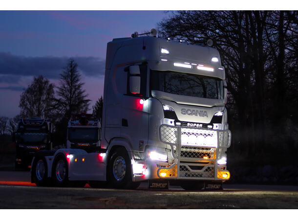 OZZ XR2 P9" fjernlys Hvit 16 LED, m/parklys, 15000 lumen 