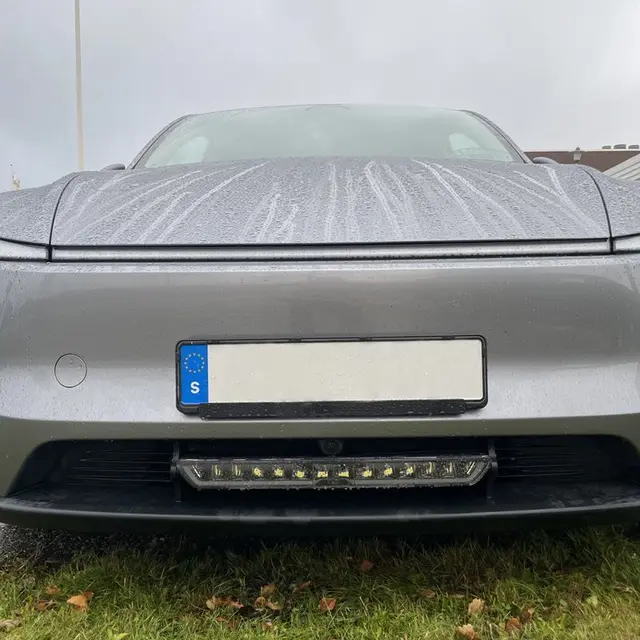 Fjernlyspakke med OZZ XB1 20" for Tesla Model Y (Juniper) 2025-> 