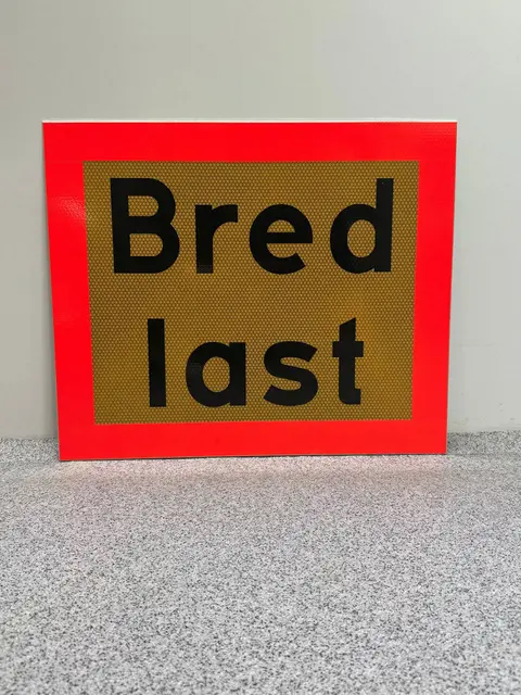 Skilt Bred last svensk type, 60x50cm 