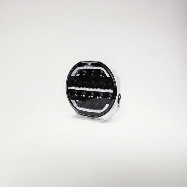 OZZ XR2 P9" fjernlys Hvit 16 LED, m/parklys, 15000 lumen 