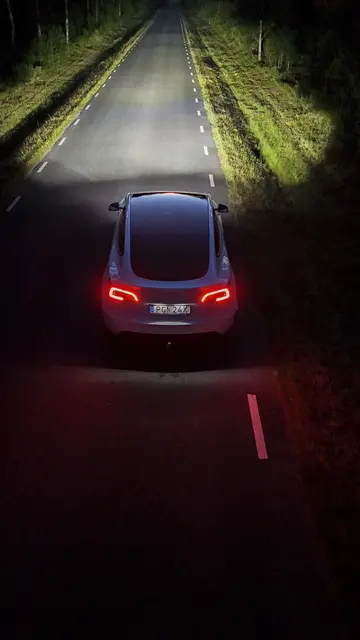 OZZ XR2 P fjernlys 7" Sort 16 LED m/parklys 7200 lumen 