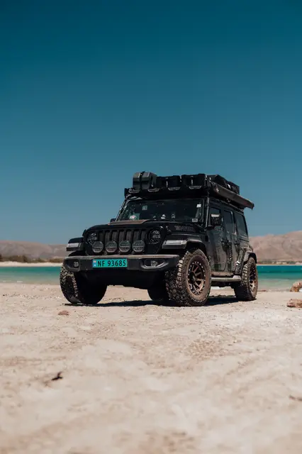 OZZ XR2 P fjernlys 7" Sort 16 LED m/parklys 7200 lumen 