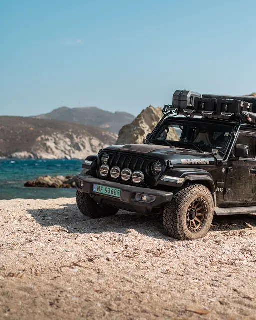 OZZ XR2 P fjernlys 7" Sort 16 LED m/parklys 7200 lumen 