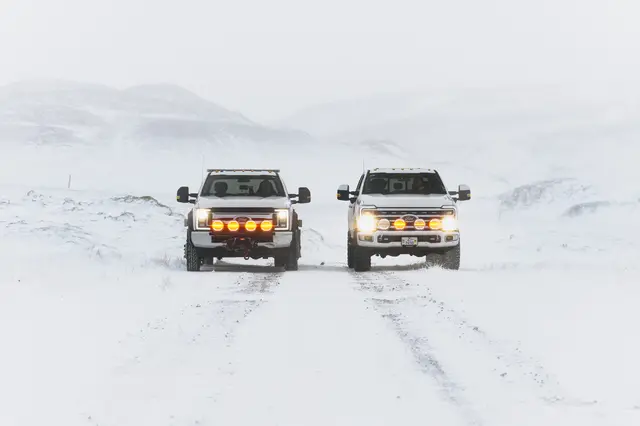 OZZ XR3 P9" fjernlys m/varsellys Helhvit 16 LED, parklys, 15000 lumen, R65 