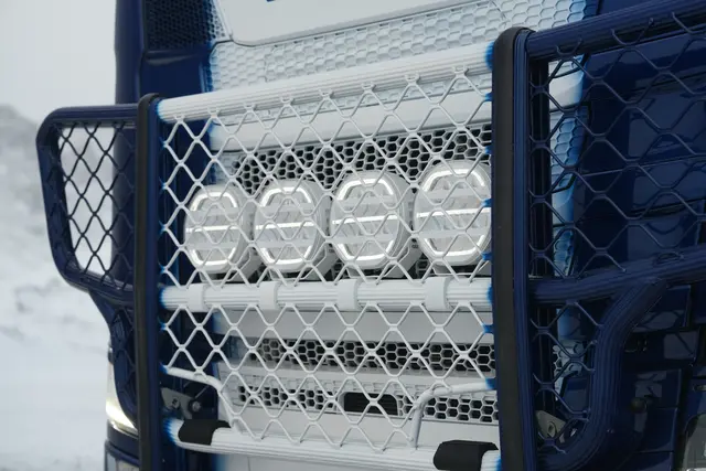 OZZ XR3 P9" fjernlys Helhvit 16 LED, parklys, 15000 lumen 