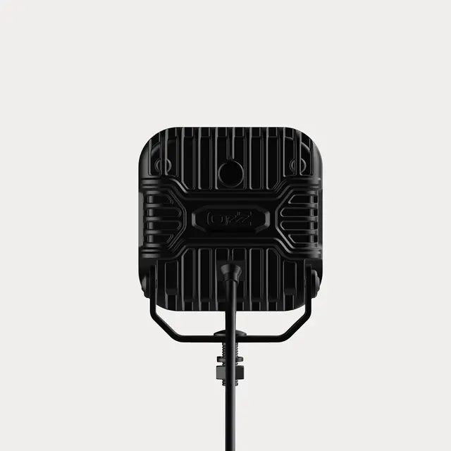 OZZ SQR 5" fjernlys Sort m/hvitt eller oransje parklys 