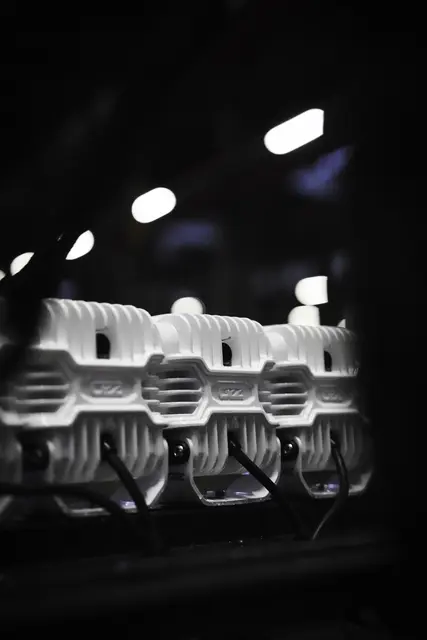 OZZ SQR 5" fjernlys Hvit m/hvitt eller oransje parklys 