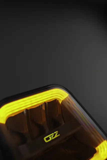 OZZ SQR 5" fjernlys Hvit m/hvitt eller oransje parklys 