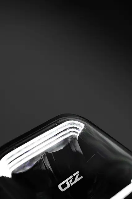 OZZ SQR 3" fjernlys Sort m/hvitt eller oransje parklys 