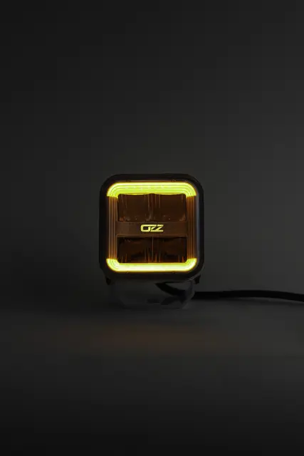 OZZ SQR 3" fjernlys Hvit m/hvitt eller oransje parklys 