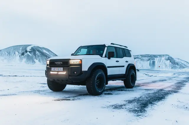 OZZ XB1 P27" fjernlys LED-bar kurvet m/posisjonslys Sort hus 