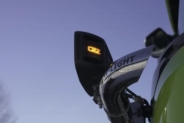 OZZ XH1 brøytelys H/V 150x150/215mm 4 LED, nærlys og fjernlys m/varme 