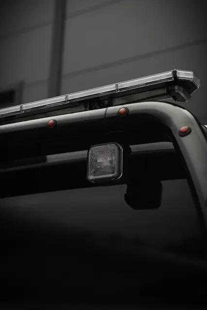 OZZ SQR 3" arbeidslys Sort m/varsellys R65 