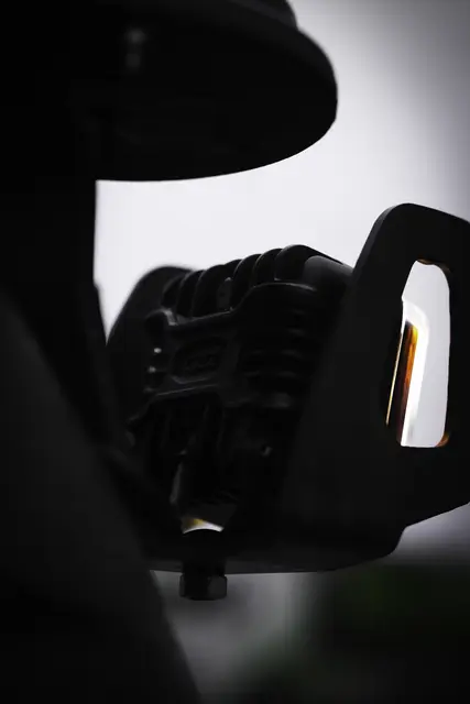 OZZ SQR 3" arbeidslys Sort m/varsellys R65 