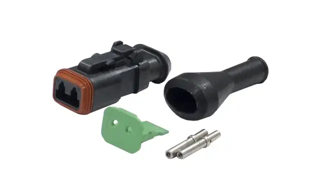 Deutsch kontakt sett hann med kappe 