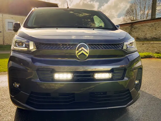 LAZER Citr Jumpy, Peug Expert 25-> m.fl. Grillkit med LAZER TR750 Elite Gen2 