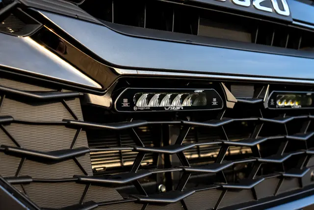 LAZER Isuzu D-Max 2025-> Grillkit med 2 stk. Linear-6 Elite 