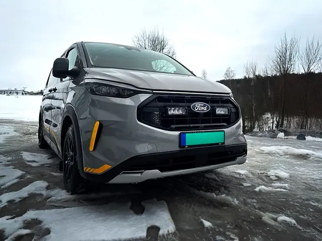 LAZER Ford Transit Custom Trail 24-> Grillkit med LAZER TR750 Elite G2 