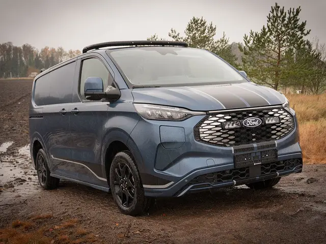 LAZER Ford Transit Cutom Electric 2024-> Grillkit med LAZER TR750 G2 