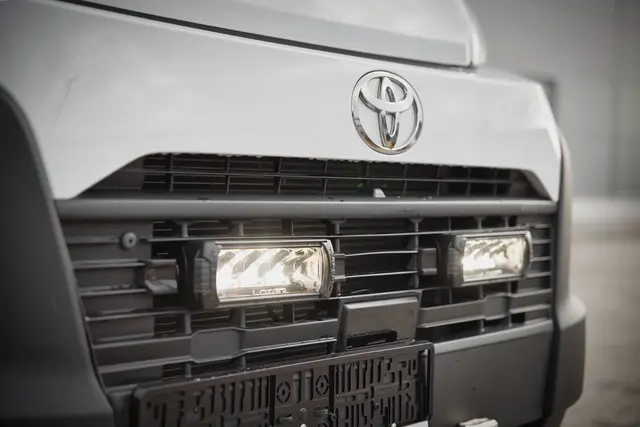 LAZER Toyota Proace Max 2023-> Grillkit med 2 stk. TR750 Elite 