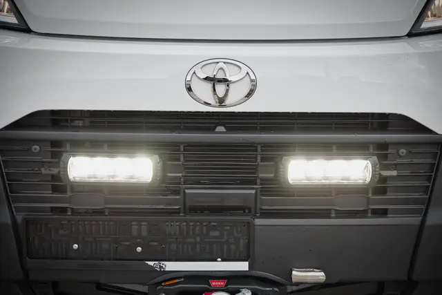 LAZER Toyota Proace Max 2023-> Grillkit med 2 stk. TR750 Elite 
