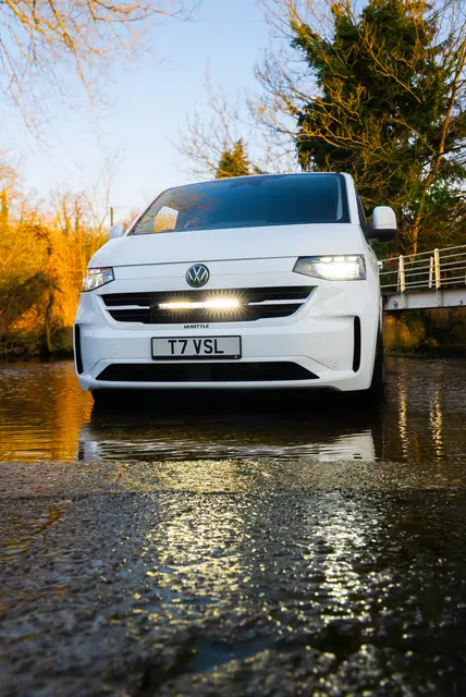 LAZER VW Transporter T7 (2025->) Grillkit med Glide Elite 52cm 