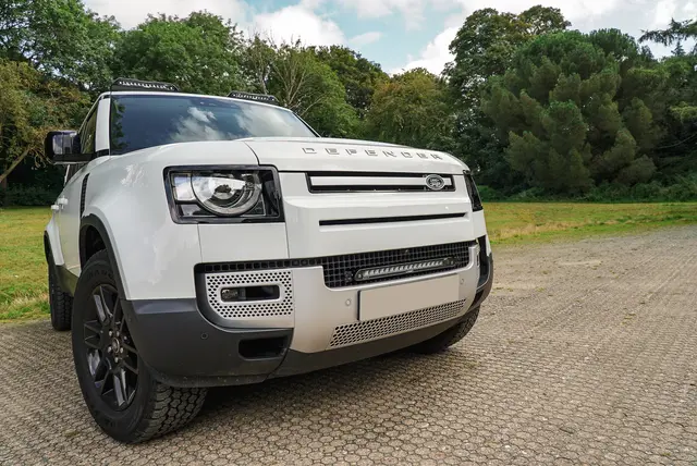 LAZER grillbraketter for Land Rover Defender 2020-> 