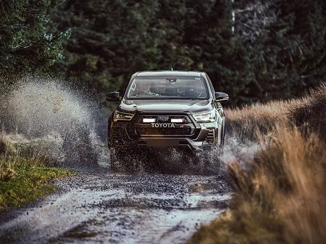 LAZER Grill-braketter f/ Toyota Hilux GR Sport 2022-2024 