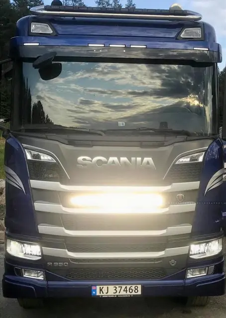 LAZER Linear36SC Elite 982mm m/ brakett 2047 til Scania R-serien med V8 