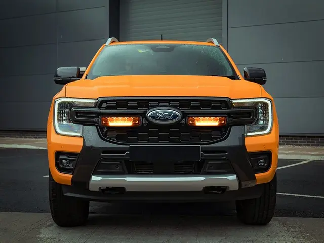 LAZER TR850 BEACON LED-bar 322mm 6930 lumen, m/varsellys 